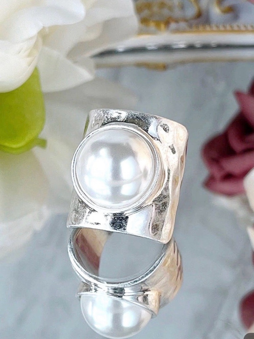 Park Lane Silver Ring with White Pearl Accent